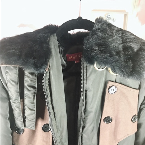 Gorgeous long coat - Picture 2 of 4